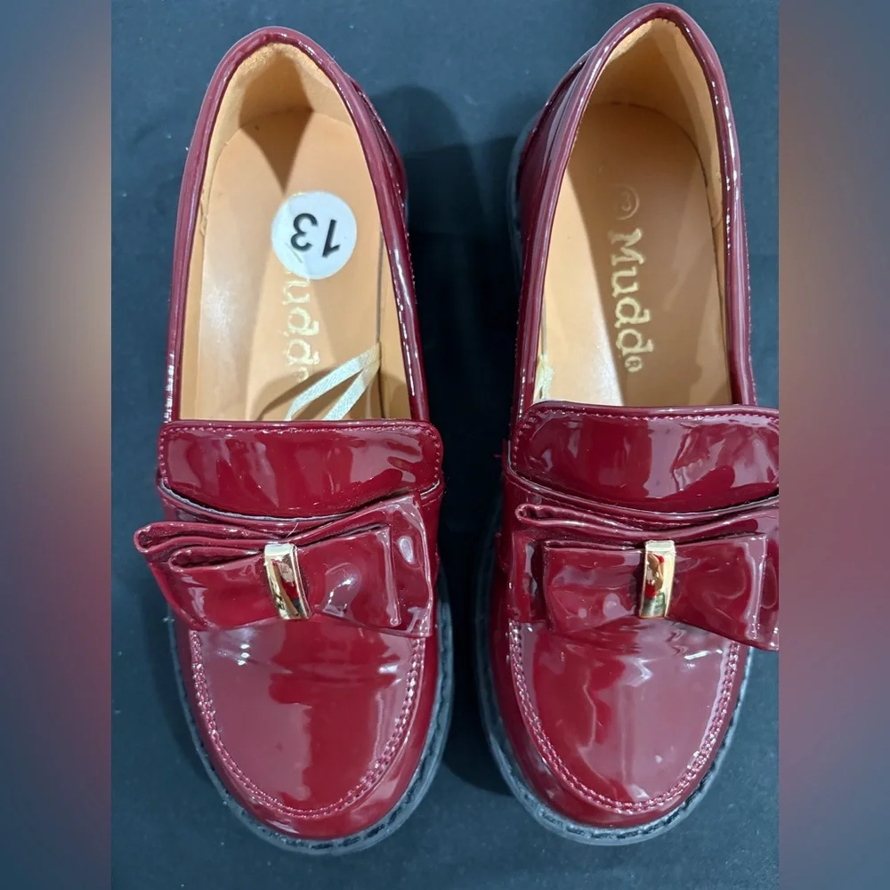 Mudd Kids Burgundy Moccasins with Bow Size 13